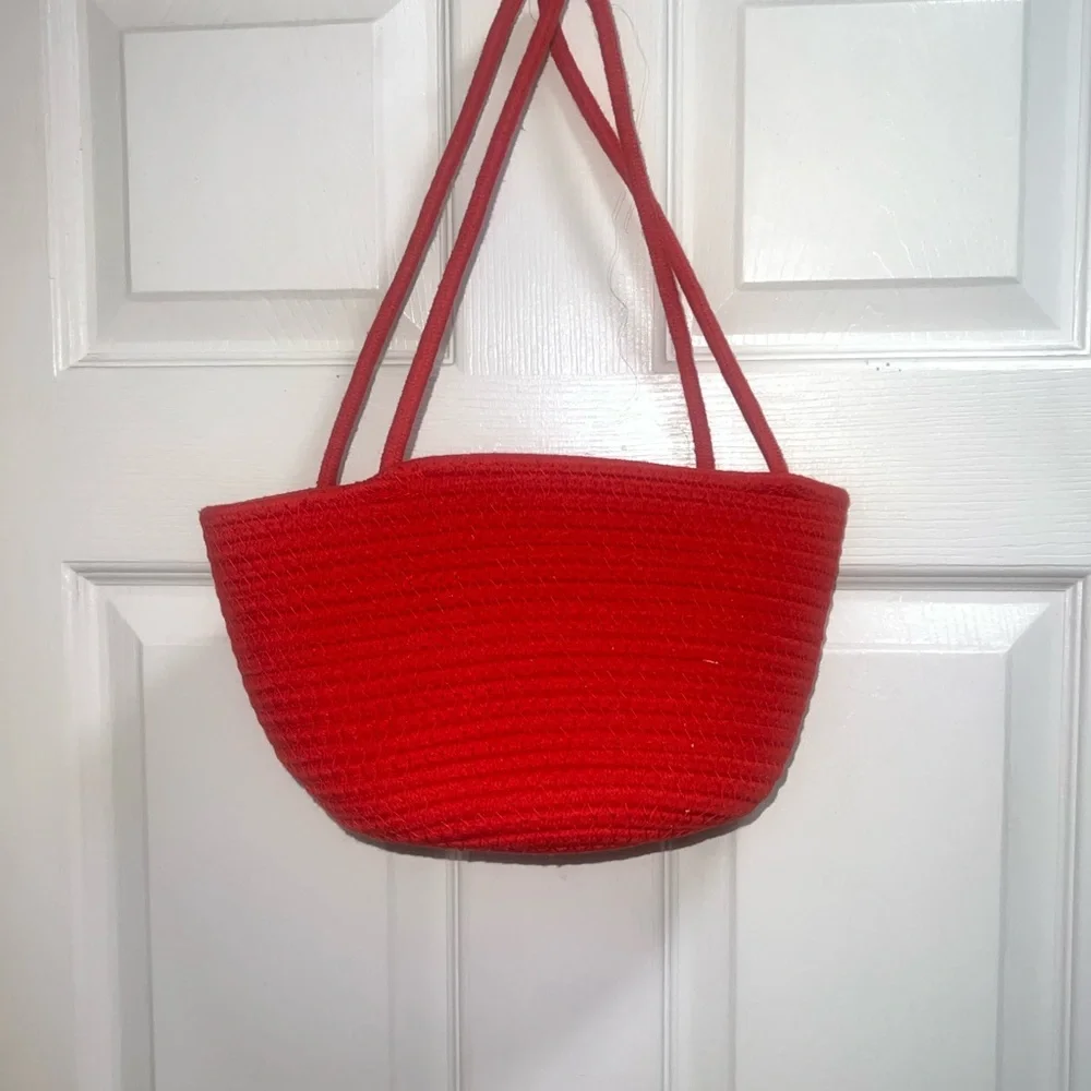 Red Tote Bag with Pink Embroidery‎